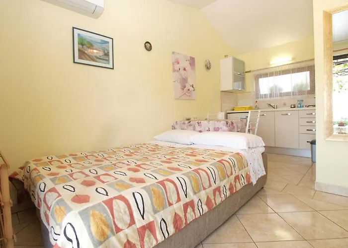 1462 Appartamento Pola